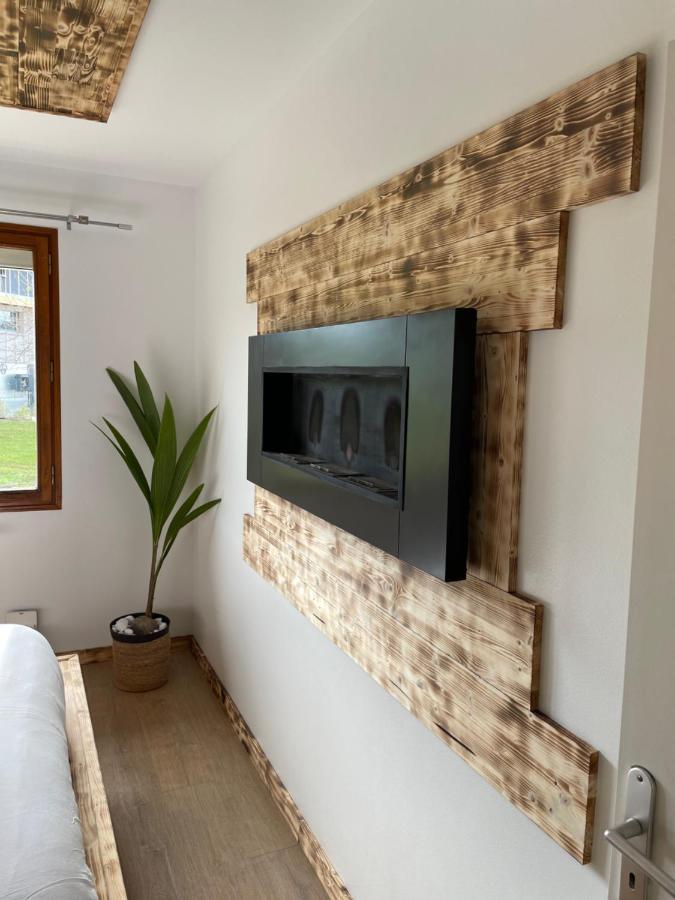 V&V Lodge Alby-sur-Cheran Bagian luar foto